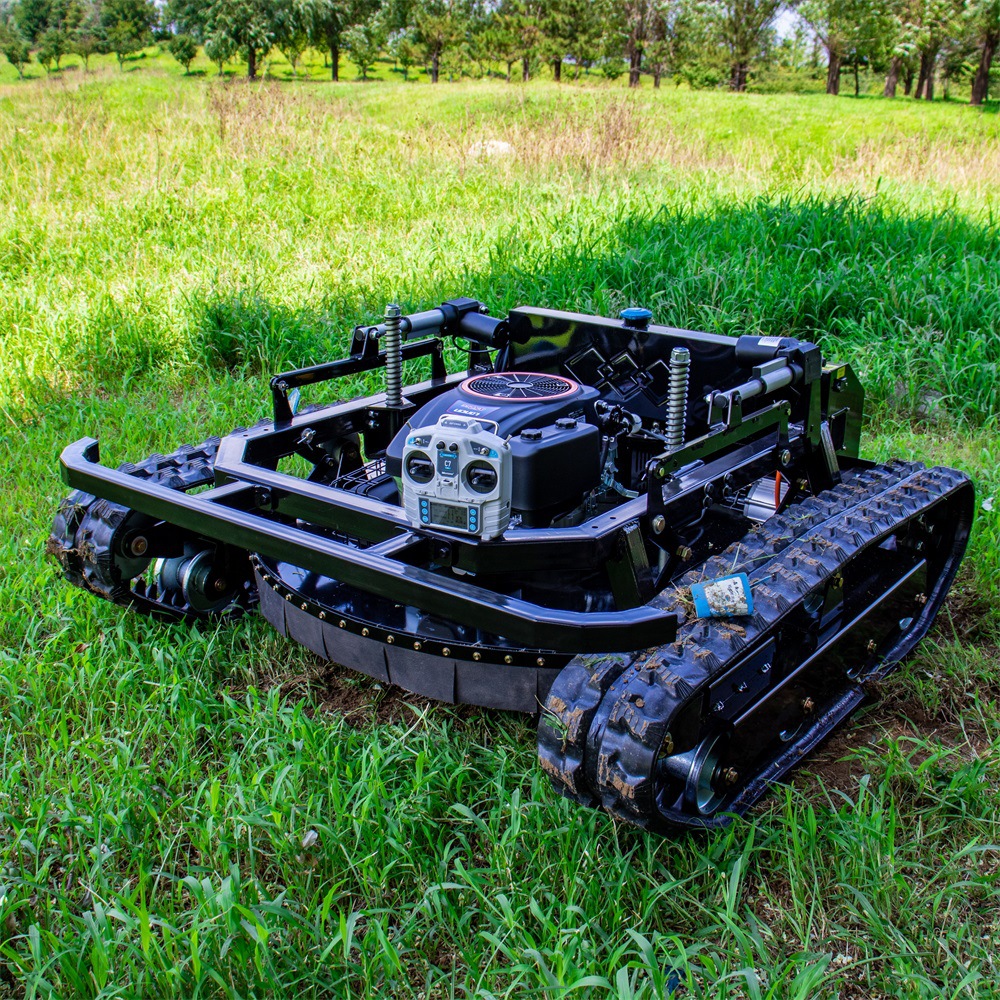 Exportación rusa 22hp Black Samurai versión cross-country cortadora de césped cortadora de césped fabricante tanque pequeño cortadora de césped