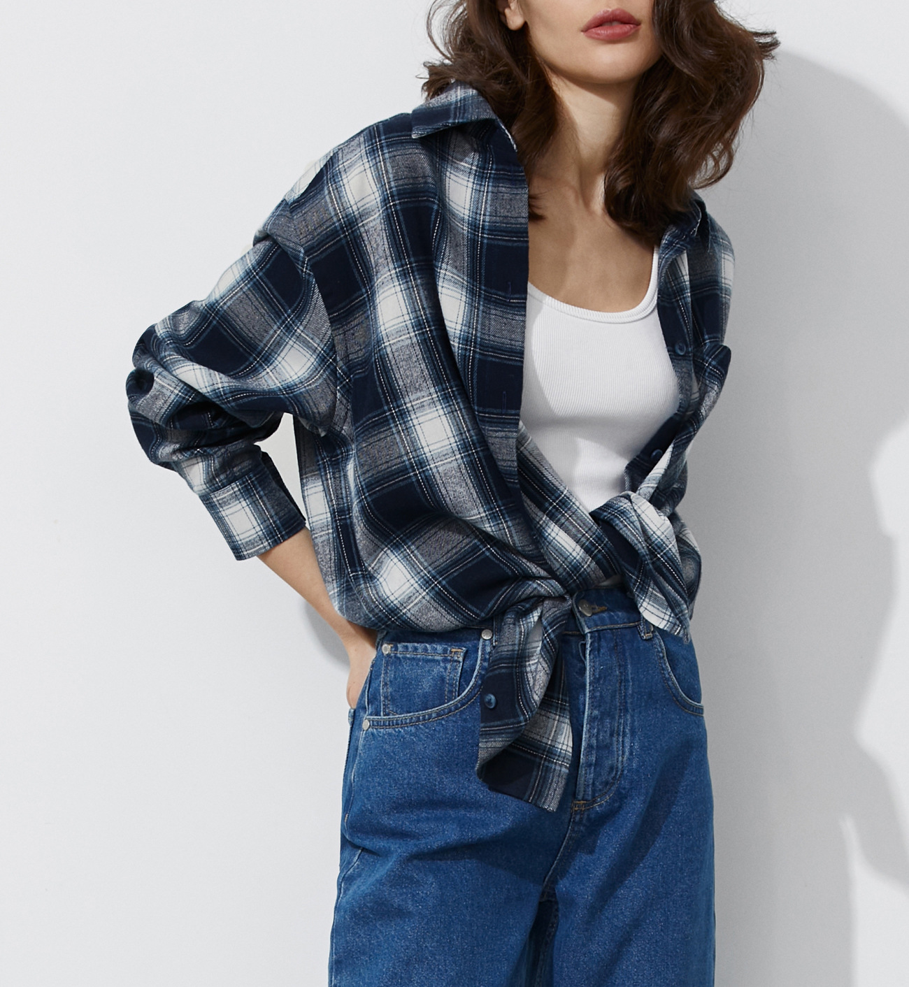 跨境格子衬衫欧美2025春女经典OVERSIZE宽松百搭格纹中性风衬衫-阿里巴巴
