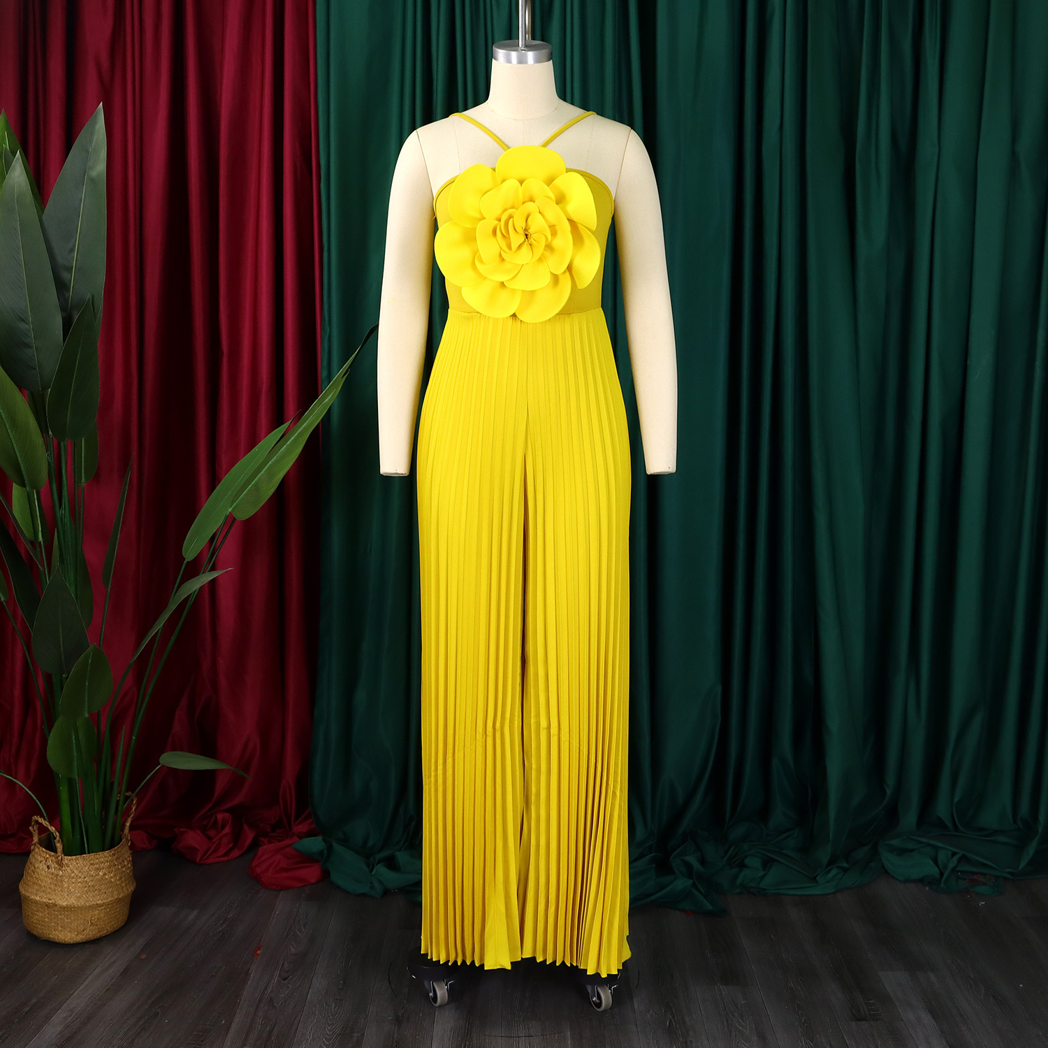 473g Weight Sleeveless Sleeve Length Full Length Pants Length Polyester Fabric Type Mid Waist Waist Line Jumpsuits Pants Type Inelastic Elasticity Bodysuits Tops Type Holiday Occasion Comfort Function Regular Fit Fit Type Solid Color Pattern Summer Season Women's Gender Vacation, Simple Style Style Women's Holiday Bodysuits Vacation Simple Style Solid Color Full Length Jumpsuits 无