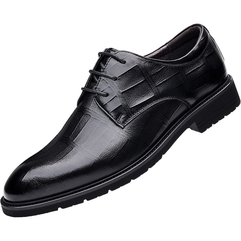 Primavera nuevos zapatos de cuero formales de cuero genuino de negocios casual de los hombres de estilo británico estilo coreano dedo del pie puntiagudo trabajo banquete zapatos de boda