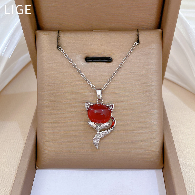 Luxe vos ketting met kristallen voor dames van titanium_voghion.com