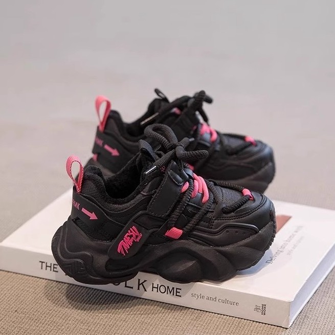 Zapatos deportivos de niñas 2025 nuevo otoño y invierno para niños con zapatos de terciopelo para niñas zapatos de algodón zapatos casuales para niños grandes
