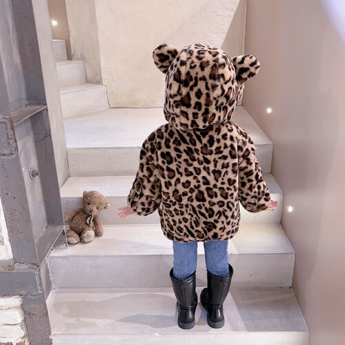 Children's Fashion 2024 New Leopard Print Wool Cashmere Cardigan with Cotton Outerwear Children's Winter Warm Fleece Top Winter Clothing