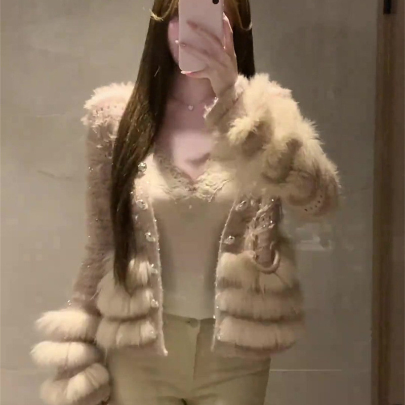 ニットコートの女性秋冬気質の短い香りのカーディガンのセーターをつなぎ合わせます。|undefined