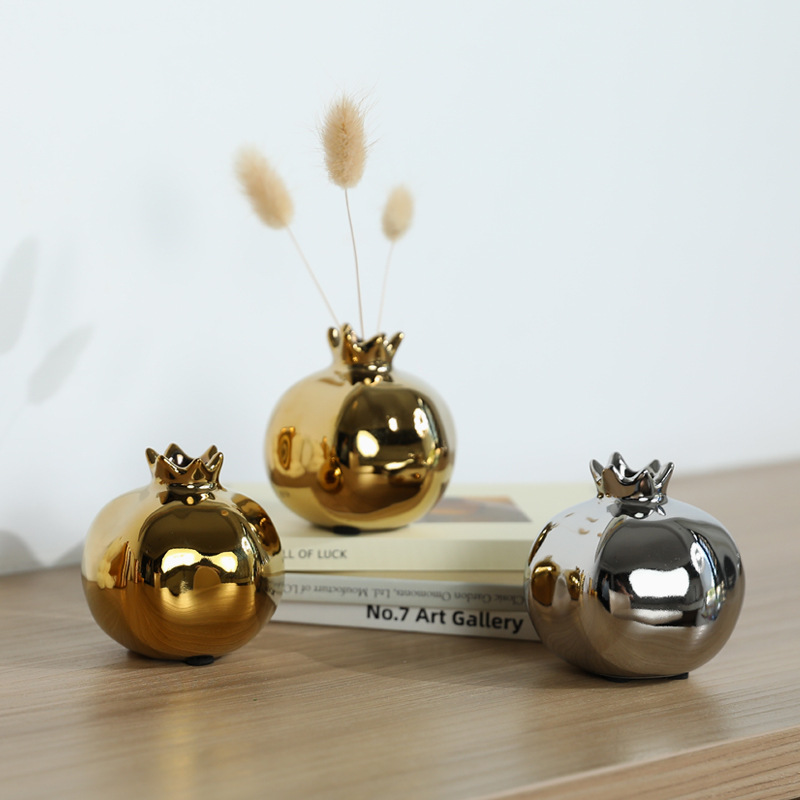 Light Luxury Gold and Silver Ceramic Pomegranate Vase Ornaments Living Room Home Wine Cabinet Decorations Tv Cabinet Ornaments Crafts