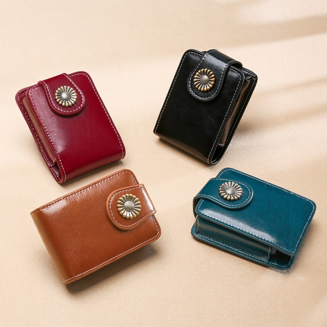 Small portable makeup bag for women with mirror and lipstick, a popular storage bag for women.