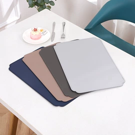 餐垫、餐巾;桌旗;餐桌布艺