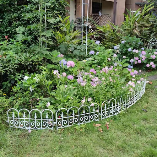 Courtyard garden small fence fence flower bed fence partition decoration gardening outdoor plastic ground guardrail wholesale