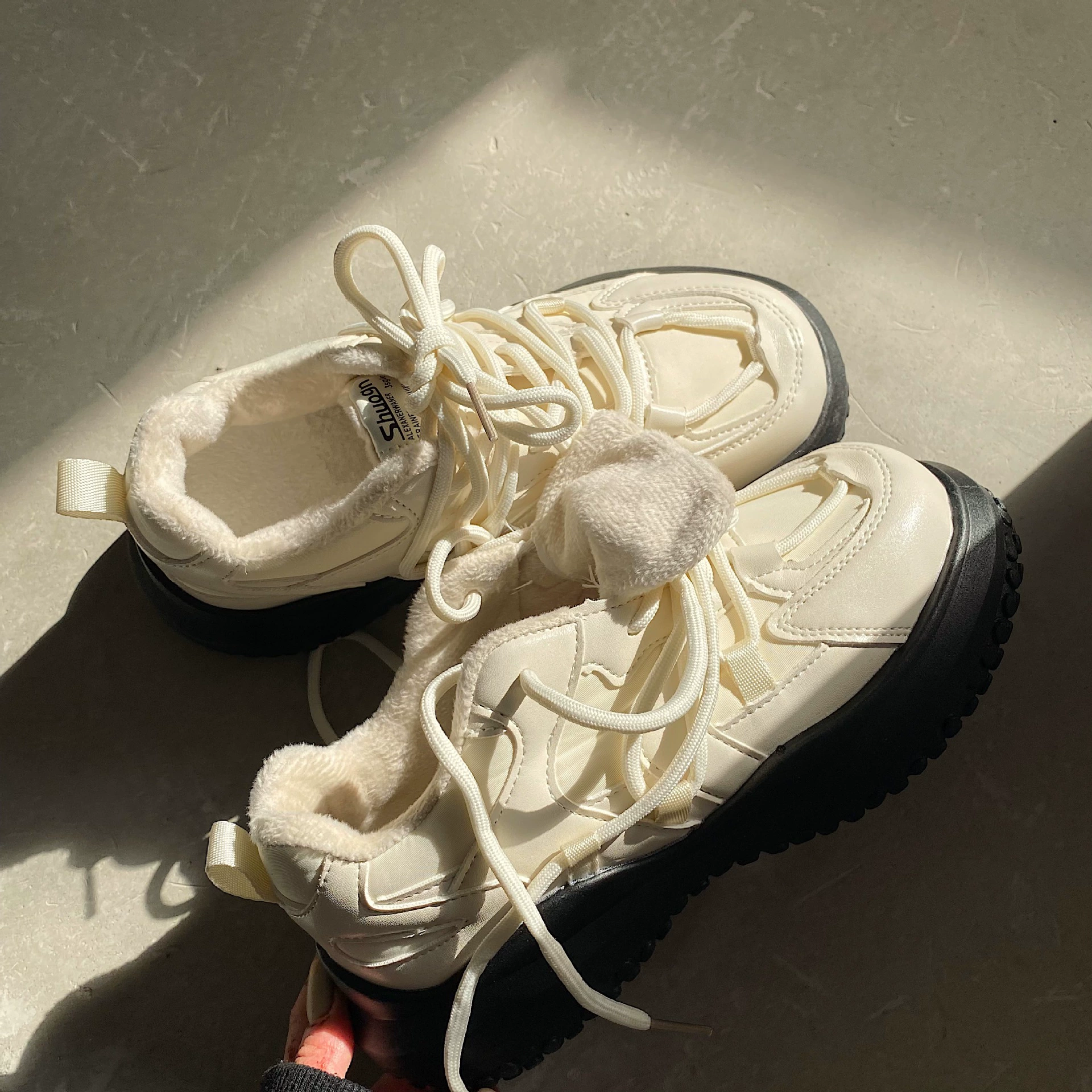 Теплые черные туфли Torre на флисовой подкладке, увеличивающие рост, на толстой подошве, женские модные легкие туфли в стиле ретро 2022, новая осенняя универсальная Студенческая обувь