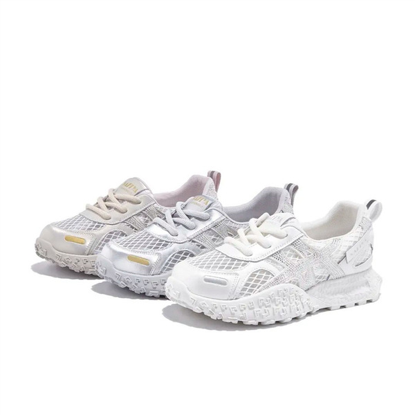 Fashionable mesh breathable sneakers platform for leisure