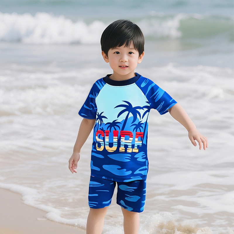 【Traje de baño premium para niños/¡Solo 9.9 yuanes!】Conjunto de traje de baño de dos piezas para niños a un precio bajo.