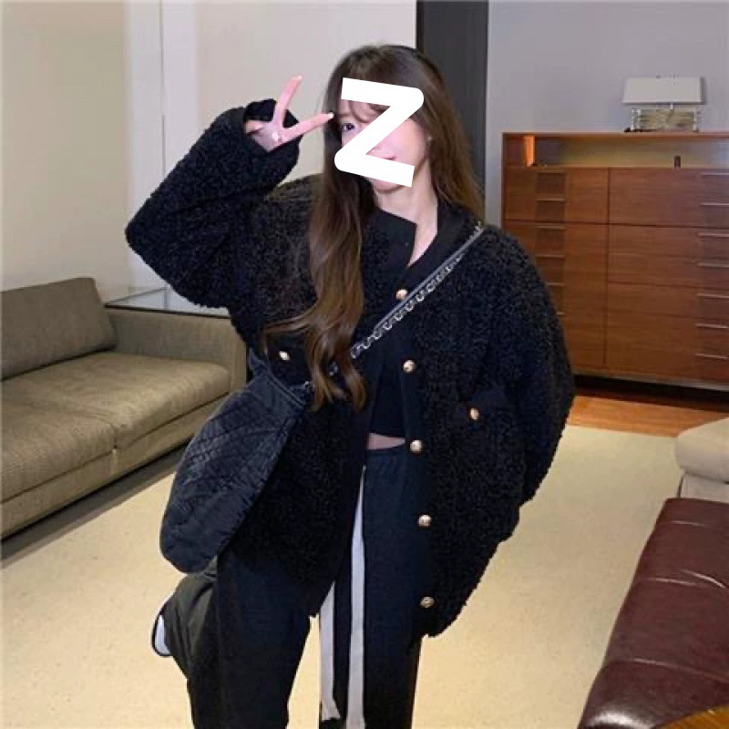 Женская тёплая куртка в стиле Chanel, западный дизайн, коллекция 2023 — офф‑вайт или чёрная, размеры S–2XL