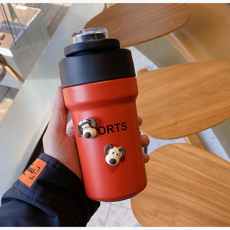 Taza termo de café conveniente de las mujeres de alto diseño de la taza de agua sentido nicho niños bebida doble taza portátil al aire libre con paja