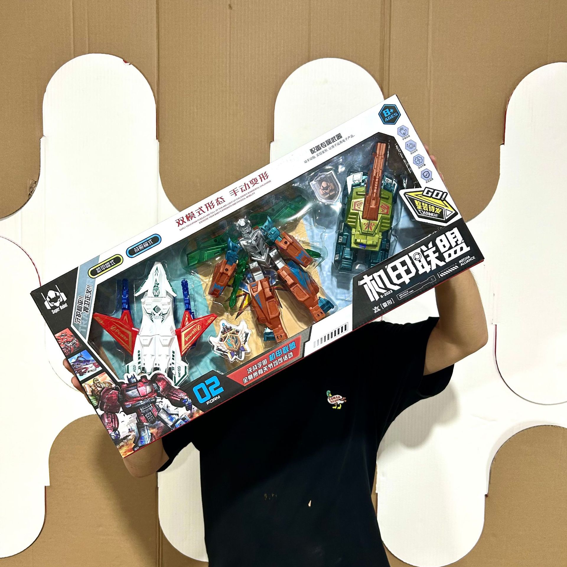 Caja de regalo para niños avispa Mech deformación máscara traje coche robot juguete para niños Agencia regalo inscripción