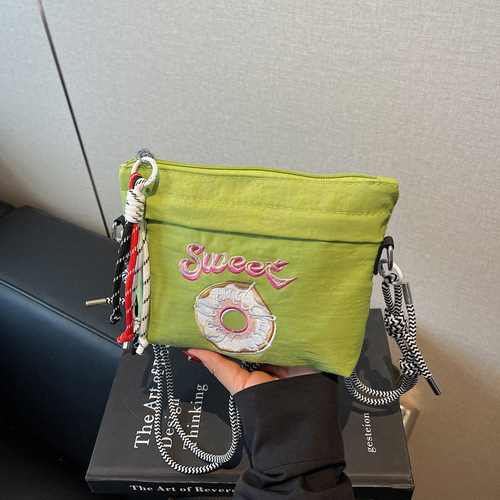 Japanese embroidery handbag, small minority design large capacity bag for women, crossbody small square bag for women, 2025 trendy bag