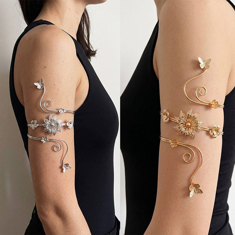 Cross-border European and American fashion floral butterfly exaggerated spiral arm bracelet, multi-layer geometric bracelet, starfish shell upper arm bangle Cross-border European and American fashion floral butterfly exaggerated spiral arm bracelet, multi-layer geometric bracelet, starfish shell upper arm bangle