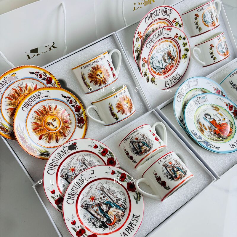 European Cross-Border Retro Coffee Cup and Saucer Bone China Classic Sun and Moon Series Afternoon Tea Tea Cup Gift Box