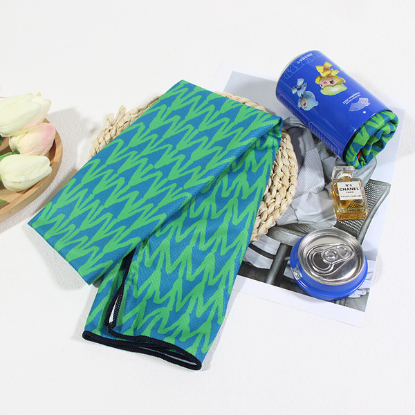 Quick dry silk sports sweat towel for gym