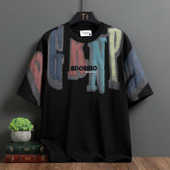 夏の新型半袖男性ファッションブランドのゆったりしたファッションの丸首tシャツ青年ファッションの中に男性の五分袖を掛けます。