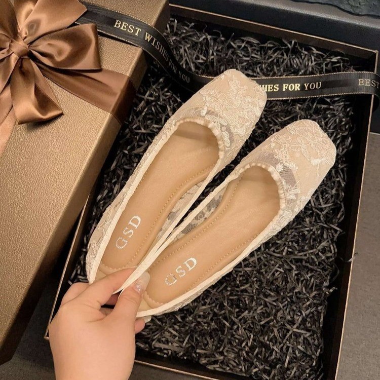2026 primavera y verano nuevo hilo de malla de encaje sexy tacones altos zapatos de diseño femenino de nicho puntiagudo zapatos de moda superficial