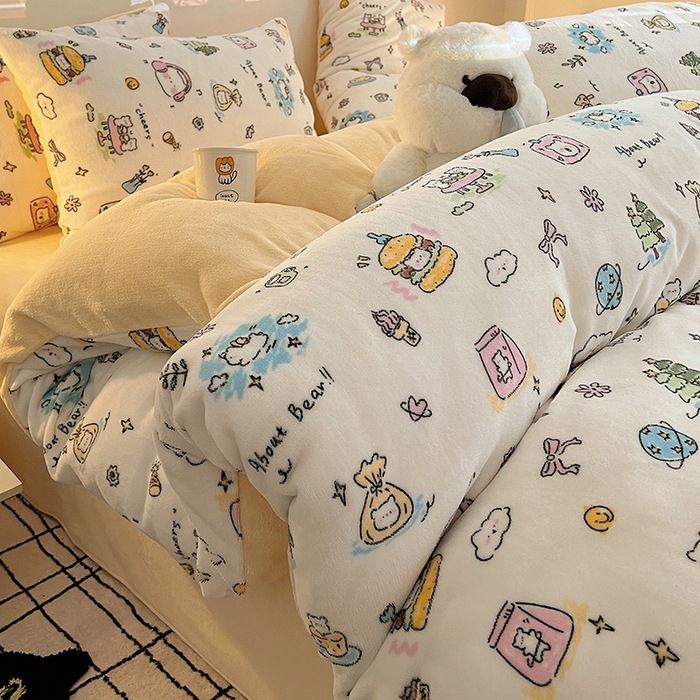 행복한 작은 흰곰