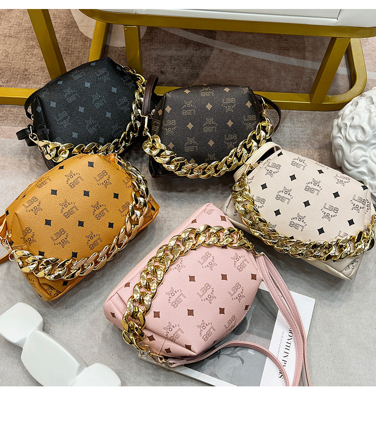 Xiaoxiangfeng handbag 2023 new mobile phone bag crossbody bag women's large capacity cosmetic bag printed shoulder bag_voghion.com