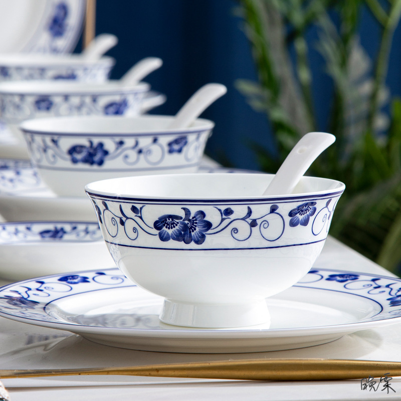 Jingdezhen blue and white porcelain bowl plate plate table decoration tableware suit vintage antique tableware imitation hand painted bowl dish suit Chinese style Jingdezhen blue and white porcelain bowl plate plate table decoration tableware suit vintage antique tableware imitation hand painted bowl dish suit Chinese style