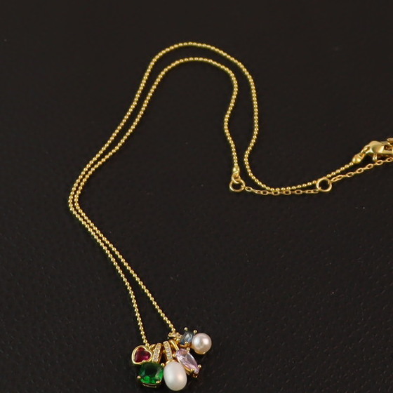 Fashionable trend small necklace