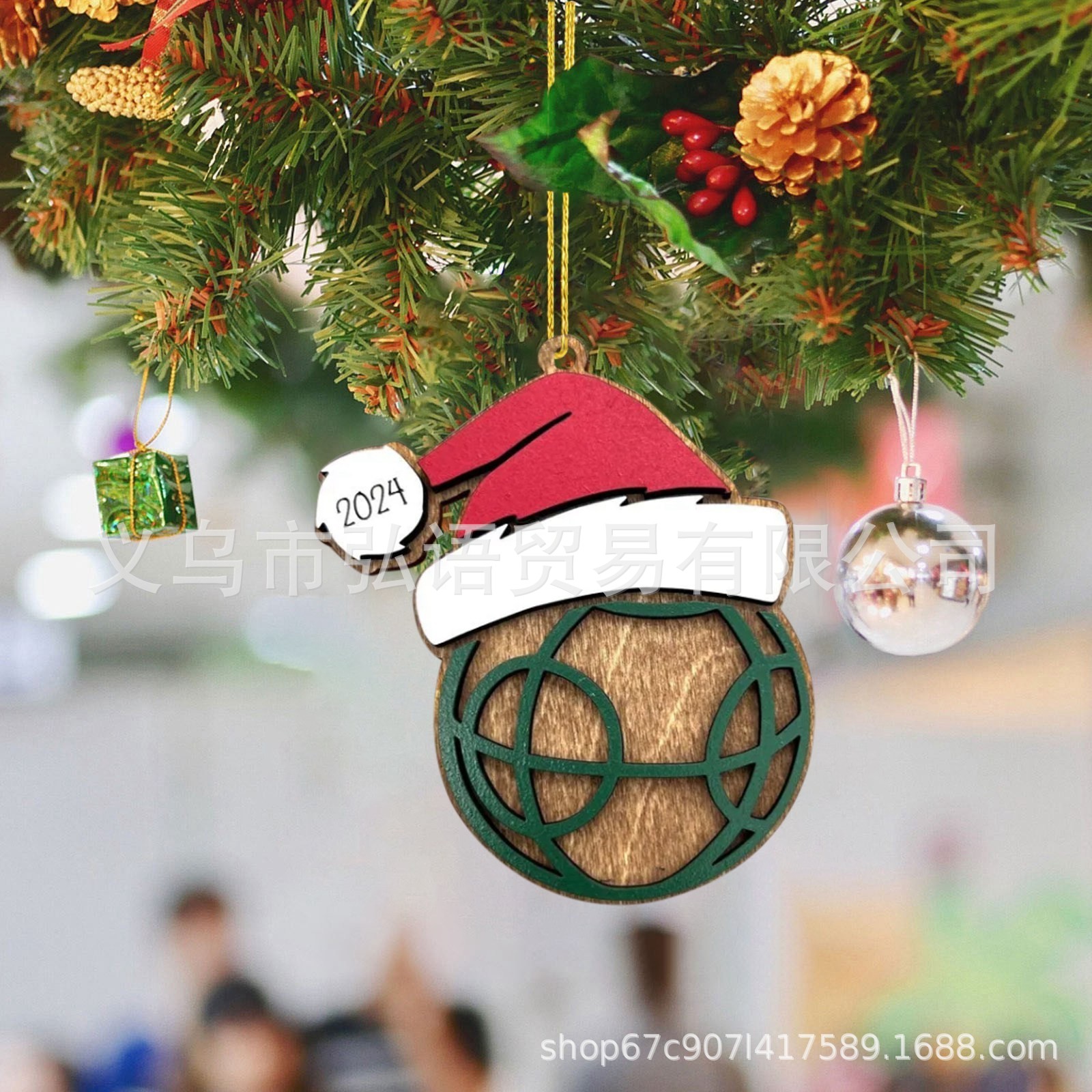 Nuevos productos transfronterizos 2024 decoración de pelota deportiva, adornos deportivos de madera colgante de Navidad fútbol baloncesto béisbol voleibol