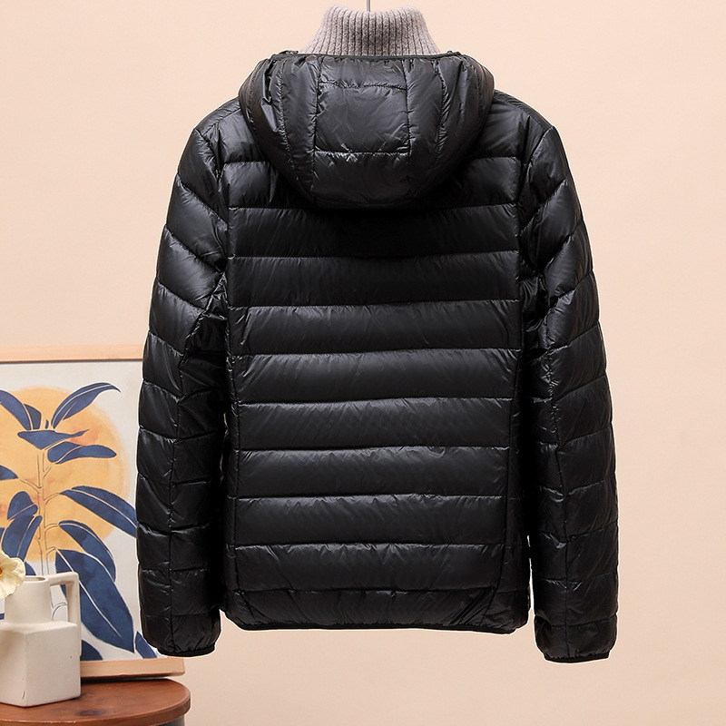 Abrigo de invierno más el tamaño ligero abajo chaqueta acolchada de algodón ligero de las mujeres corto gordito Niña de mediana edad y anciana madre