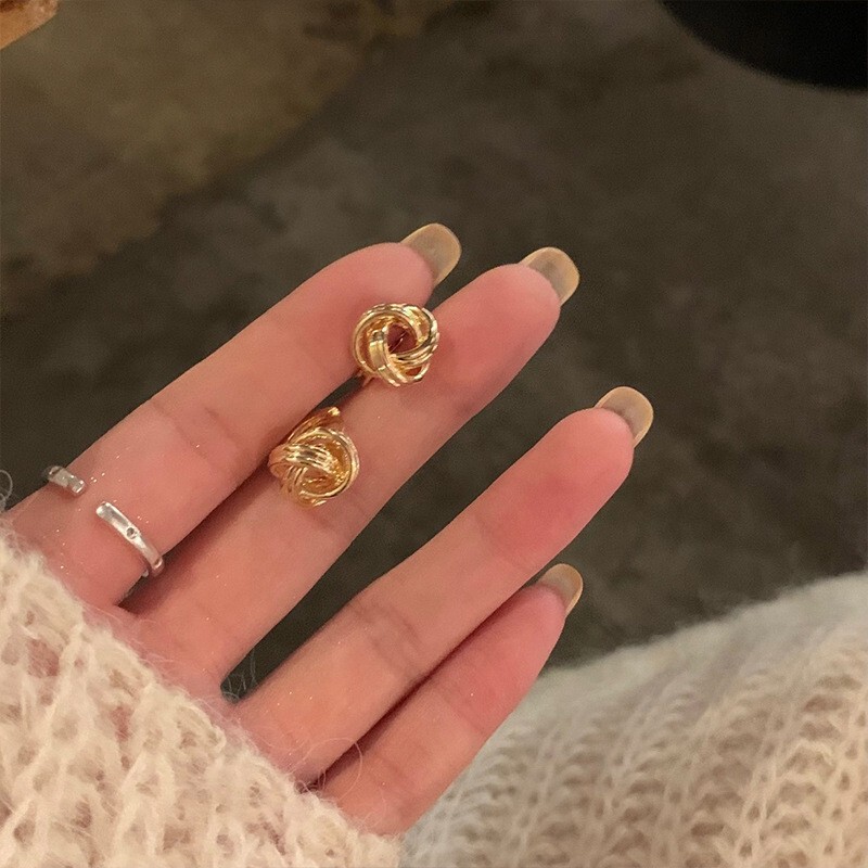 银针金属感光面几何圆形耳钉欧美简约冷淡风耳环小众设计感耳饰女|undefined