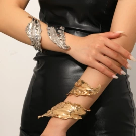 耳环;耳钉;首饰套装