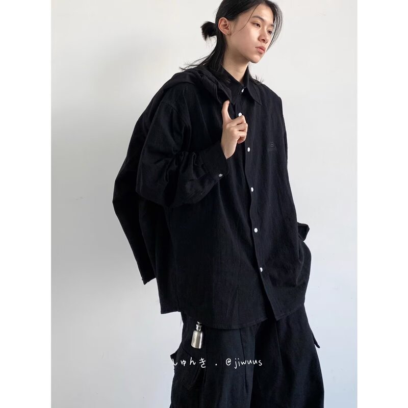 Spring and autumn new Japanese retro unisex basic shirt, solid color, embroidered, loose casual top for men and women