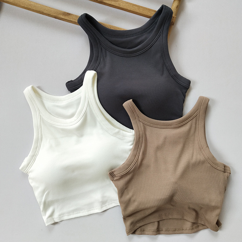 固定一体式ねじ速乾運動ベスト女性の短いストラップ速乾ヨガフィットネス下着を底に着ている