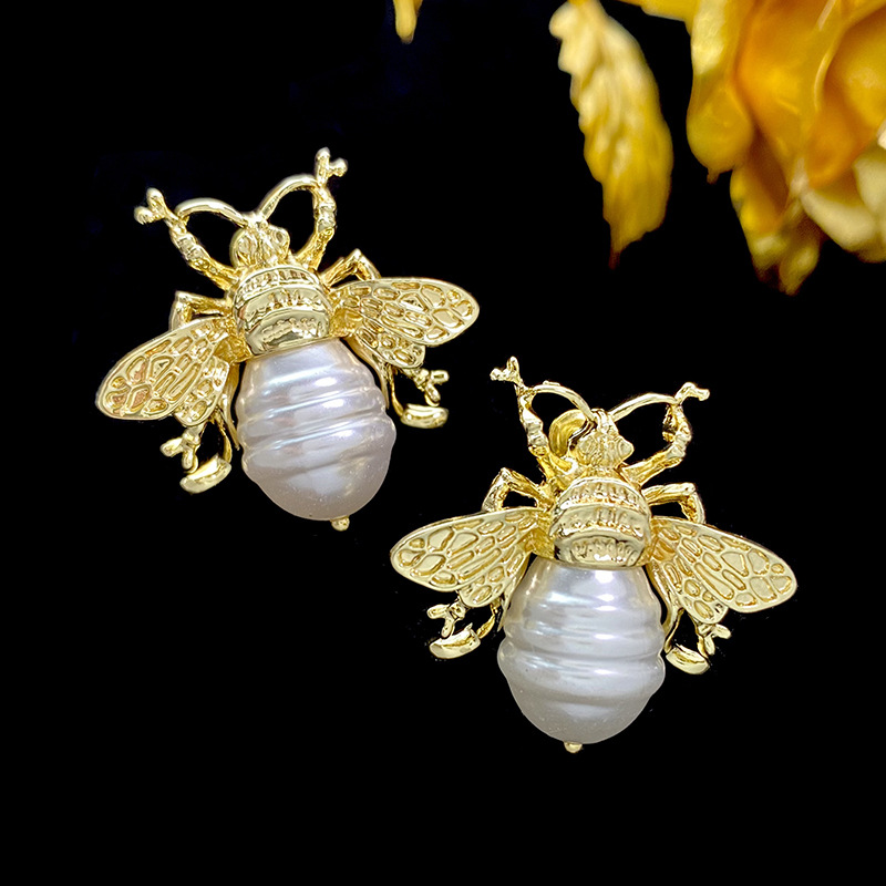 1 Paire Style Ig Abeille Perle D'imitation Alliage Boucles D'oreilles display picture 1