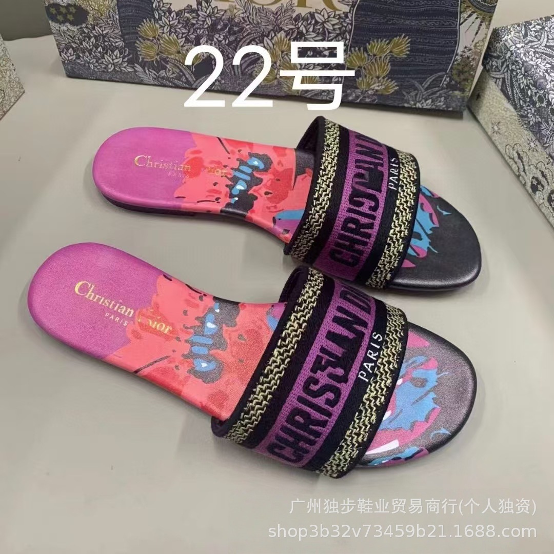 Zapatillas de piso plano de moda versátiles en forma de una forma D clásica transfronteriza adecuada para extranjeros no molestes nacionales image 28