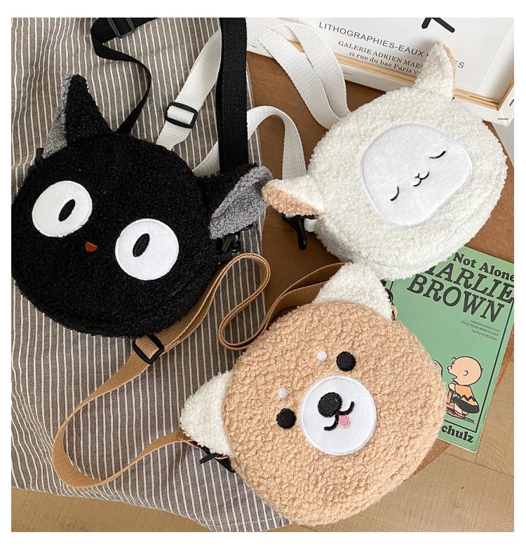 Kid's Small Plush Little Bear Cat Cute Zipper Crossbody Bag display picture 4