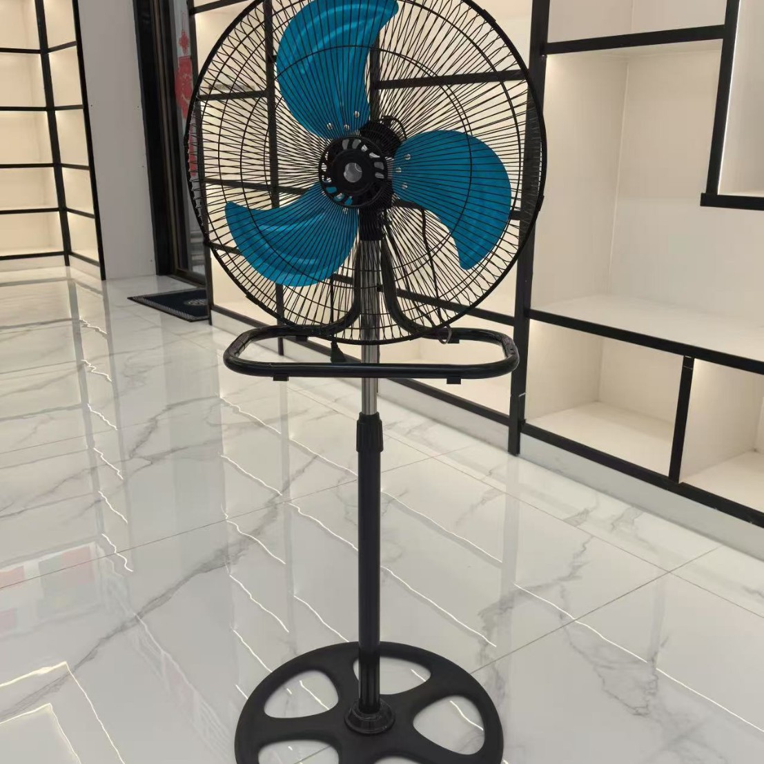 18 pulgadas 3 en 1 comercio exterior exportación transfronteriza nuevo ventilador de piso mayorista ventilador de electrodomésticos ventilador silencioso
