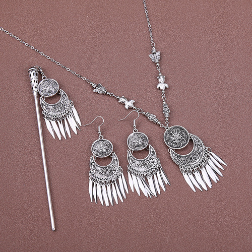 Ancient style Hanfu accessories, headwear, earrings set, tassel slimming forehead chain accessories, ethnic style travel photo accessories