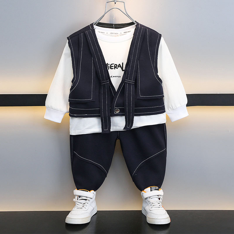 6386 Traje de primavera para niños 2025 Nuevo estilo de moda para niños Chaleco de herramientas de estilo extranjero Traje de tres piezas Baby Spring and Autumn