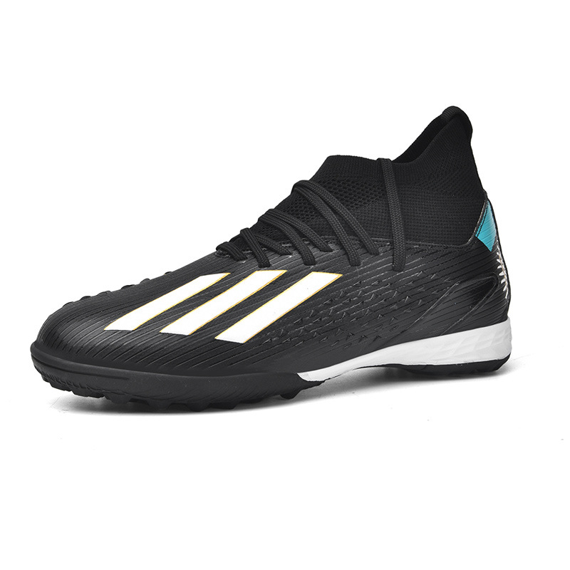 검은색 부러진 손톱