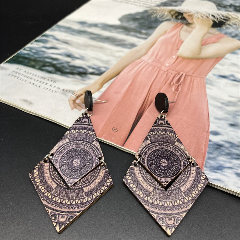 Street Occasion Wood Material 1 Pair Classic Style Leaf Rhombus Stoving Varnish Wood Drop Earrings