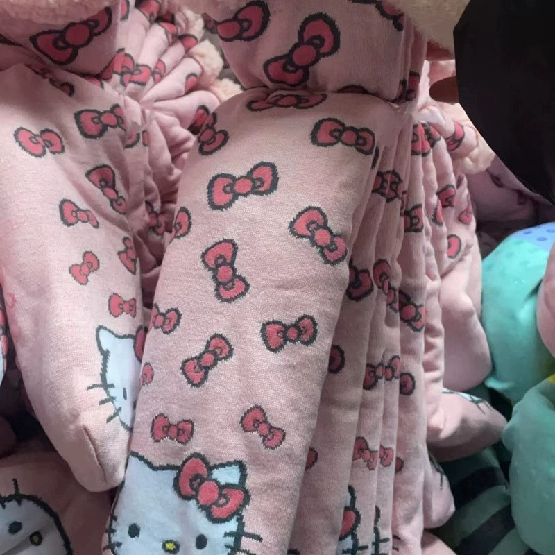 Hello Kitty, носки из флиса фуксия с изображением Hello Kitty