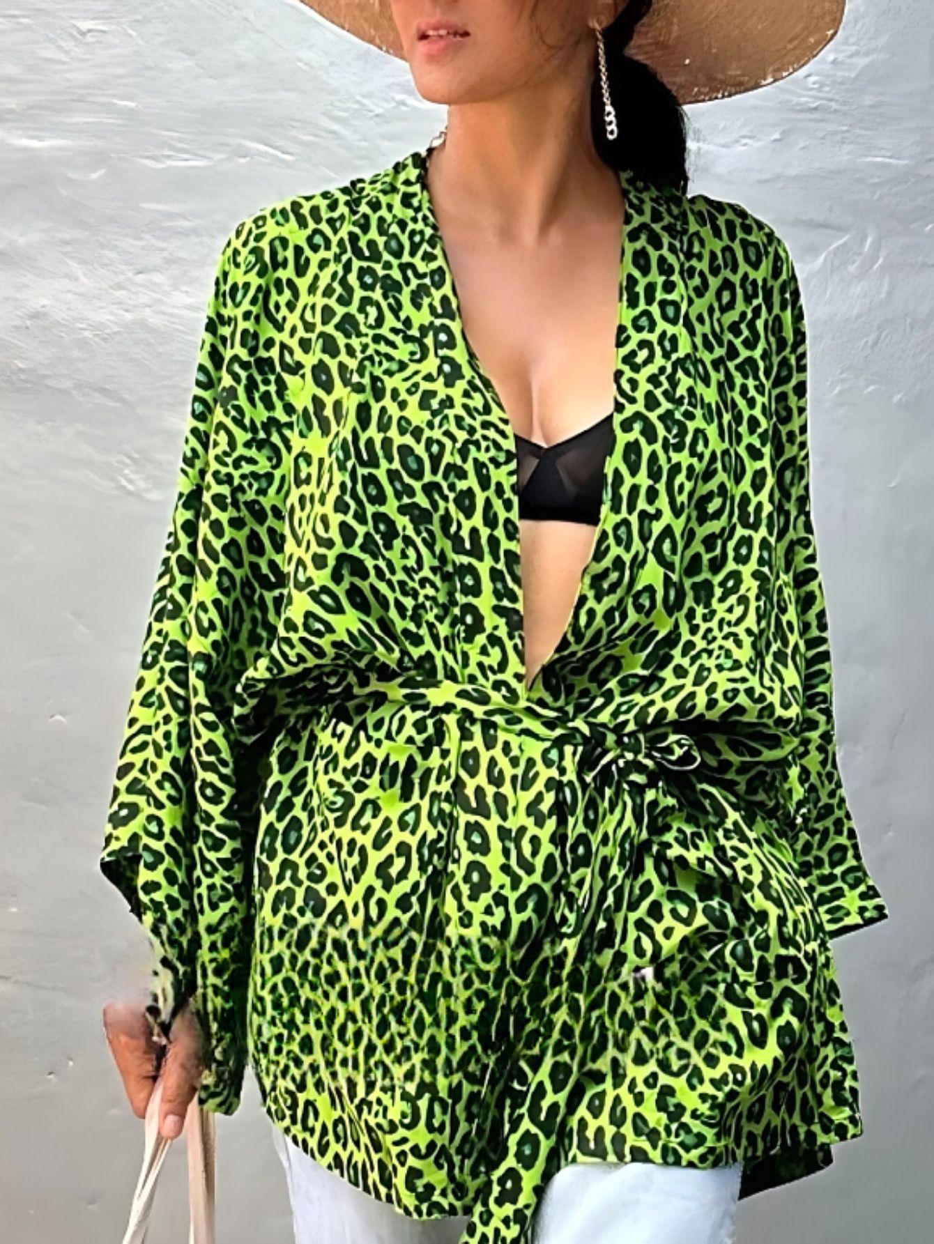 Cárdigan de rayón europeo y americano transfronterizo y kimono blusa suelta corta de todo fósforo camisa de protección solar de vacaciones junto al mar chal M0003