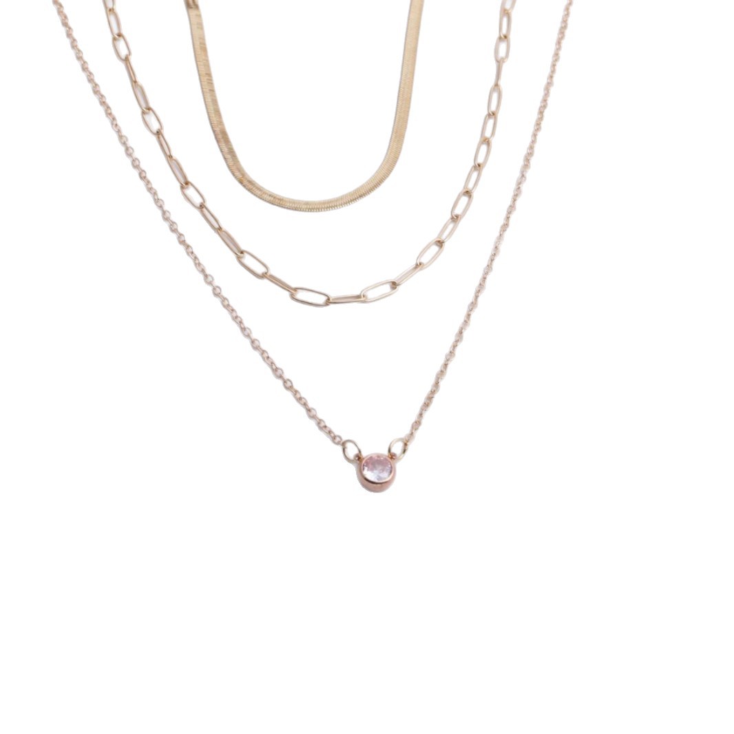 Collier à plusieurs rangs superposés, style européen et américain moderne et épuré, orné de strass._voghion.com