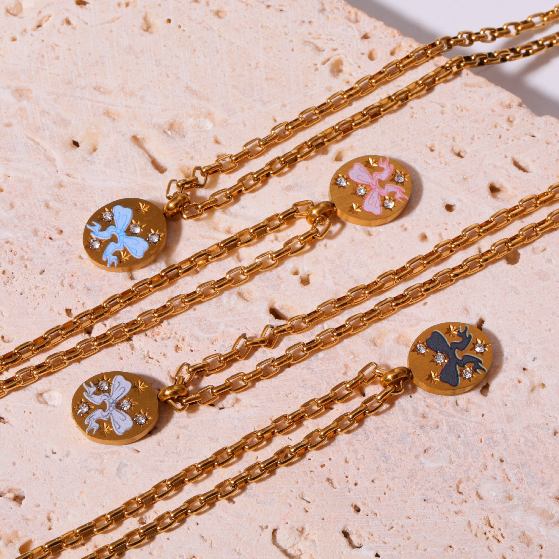 Pendant Necklace Classification 304 Stainless Steel Chain Material Holiday Occasion 304 Stainless Steel Material PVD Coated Bow Knot 304 Stainless Steel Casual Waterproof Non Tarnish 304 Stainless Steel Pendant Necklace