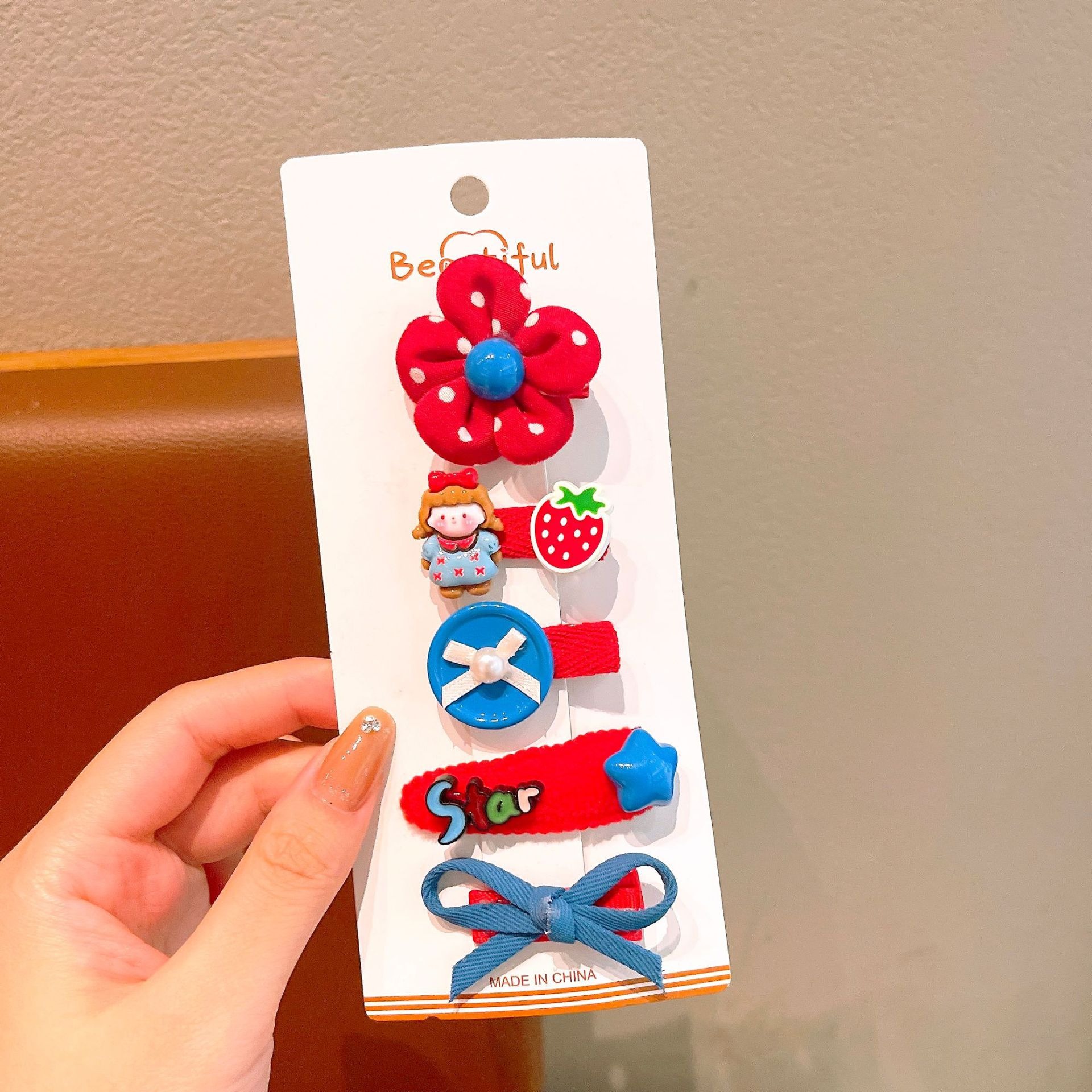 Nuevo pequeño botón de metal perfumado para niños anillo de cabello personalidad widgets niñas atar cabello cuerdas de cabello adornamientos para el cabello