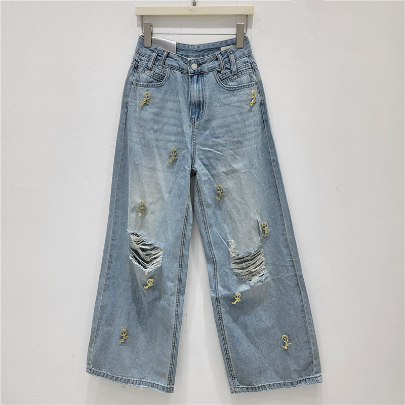 American Street Wind Metal Rose Decoration Jeans Diseño femenino Suelto Pantalones Jeans agujeros de cintura alta