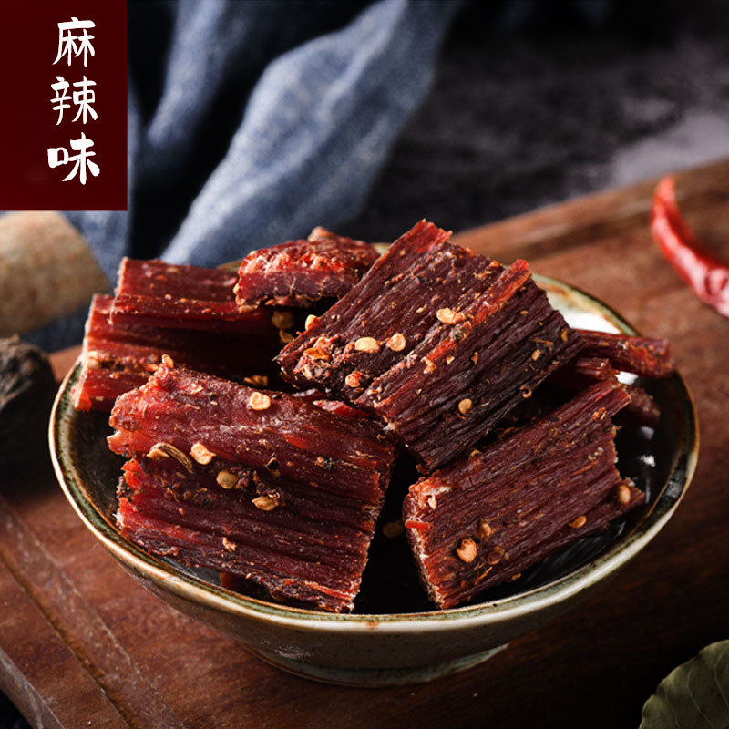 牛肉干风干手撕牛肉零食景区特产展会风干猪肉干巴休闲食品厂家