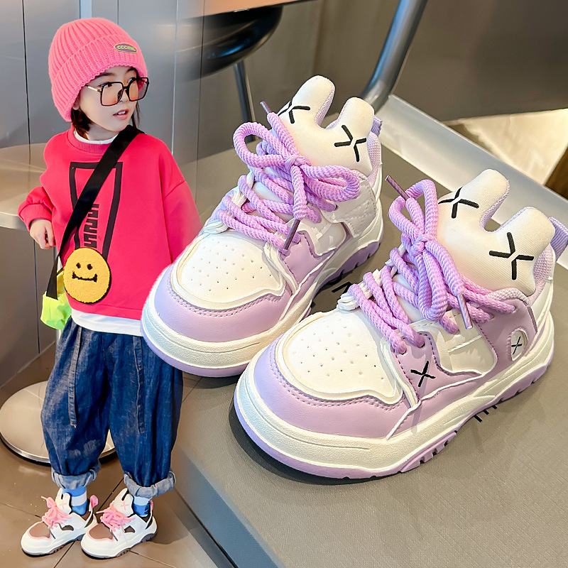 Cricketskor för barn Korean Edition Bröd Violence Bear Tide Brand Pojkar och flickor Fritidssportskor 2023 Nyhet_voghion.com